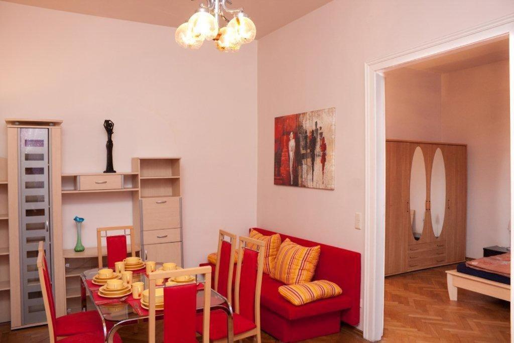 Raisa Apartments Fuenkhgasse Pressbaum Exterior photo