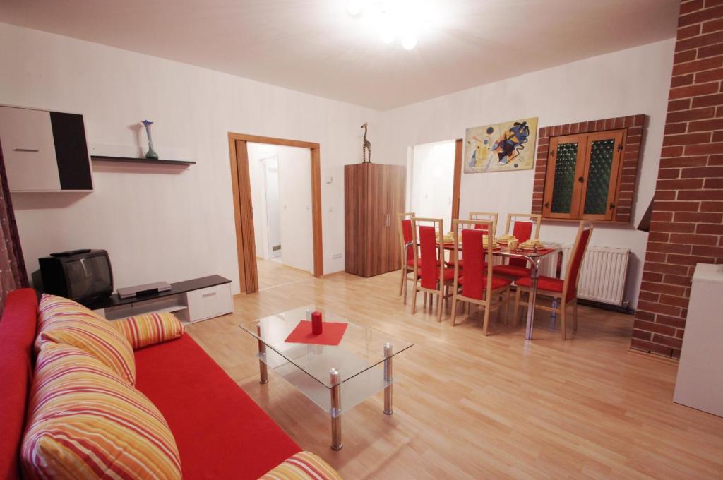 Raisa Apartments Fuenkhgasse Pressbaum Room photo